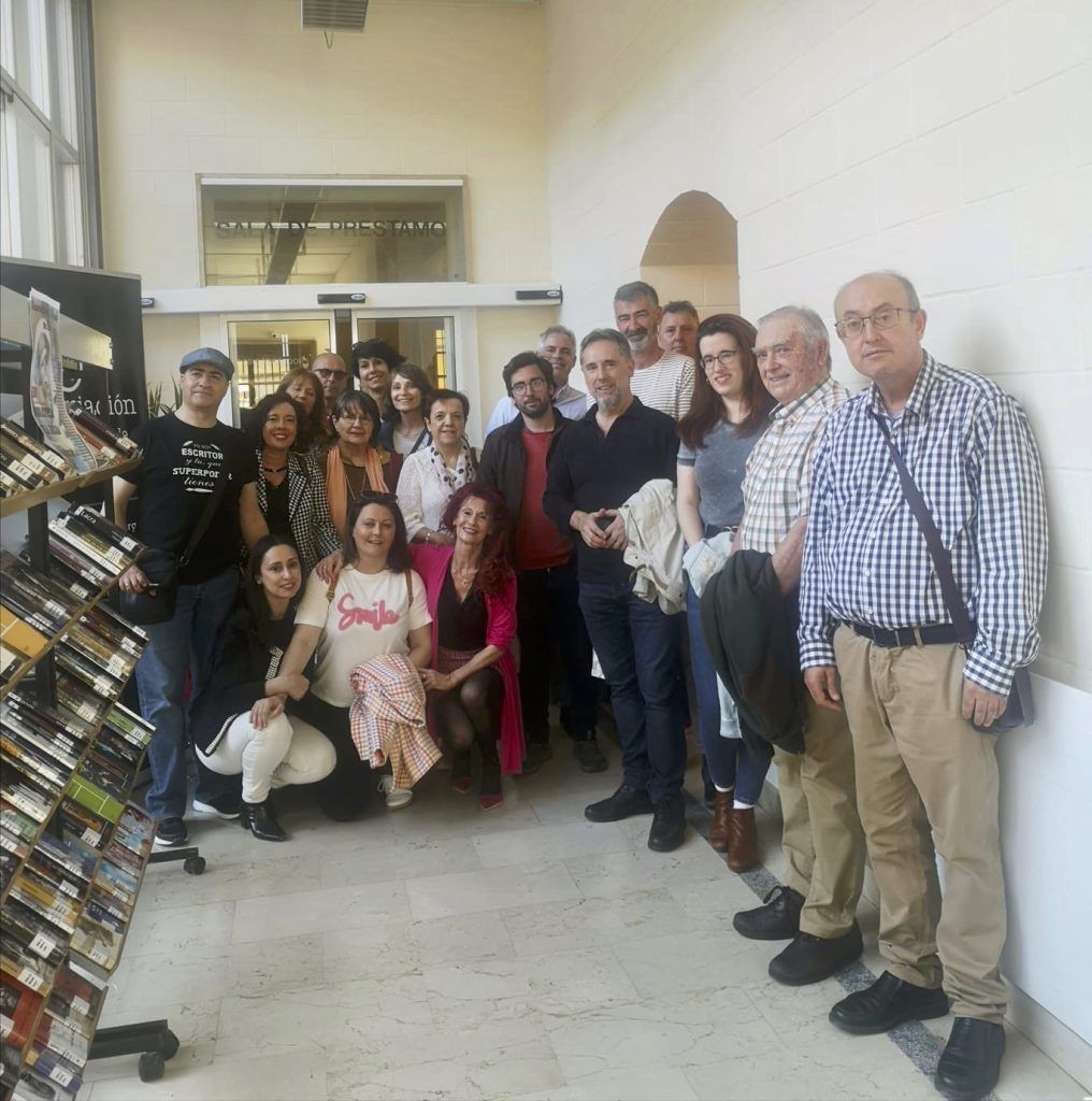 Exposición de libros de socios/as de la Asociación Riojana de Escritores/as Biblioteca de La Rioja (Logroño) del 15 al 30 de abril de 2024 5 EXPO ARE